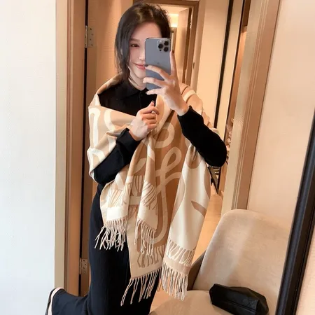 スーパーコピー ロエベ マフラー