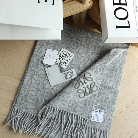 スーパーコピー ロエベ マフラー