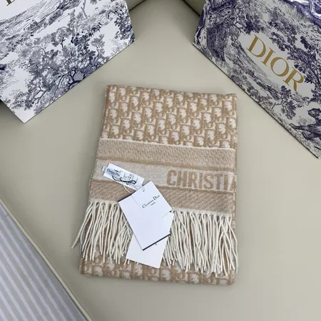 スーパーコピー ディオール マフラー