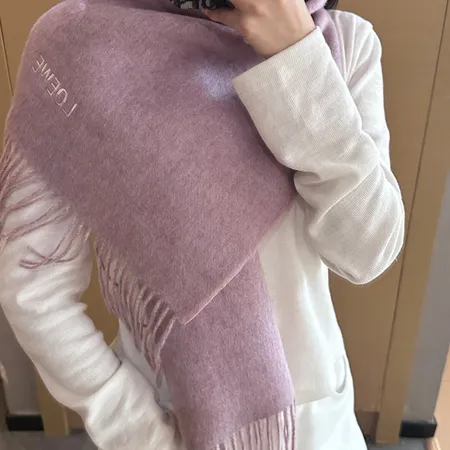 スーパーコピー ロエベ マフラー