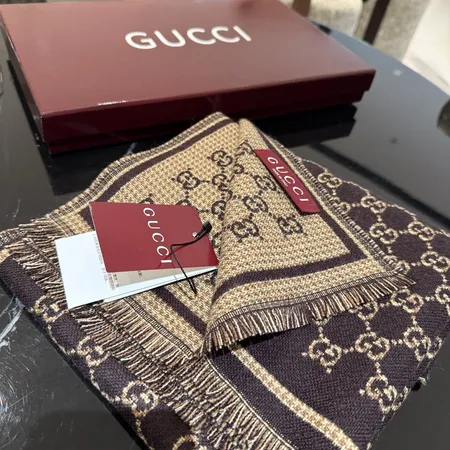 スーパーコピー グッチ マフラー