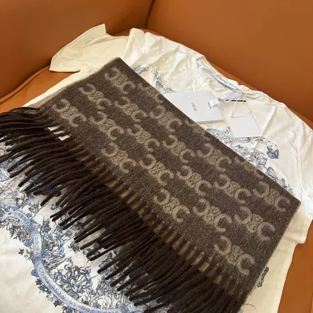 スーパーコピー セリーヌ マフラー