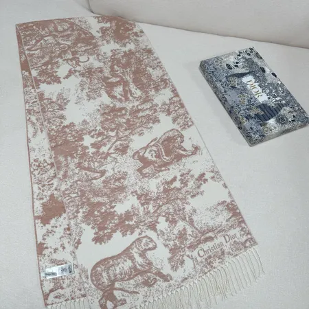 スーパーコピー ディオール マフラー