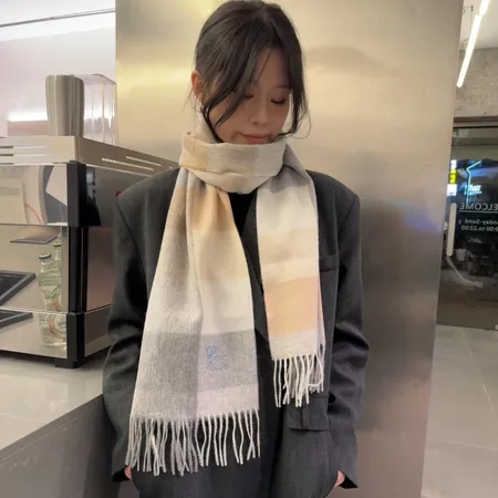 スーパーコピー ロエベ マフラー