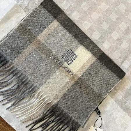 スーパーコピー ジバンシィ マフラー