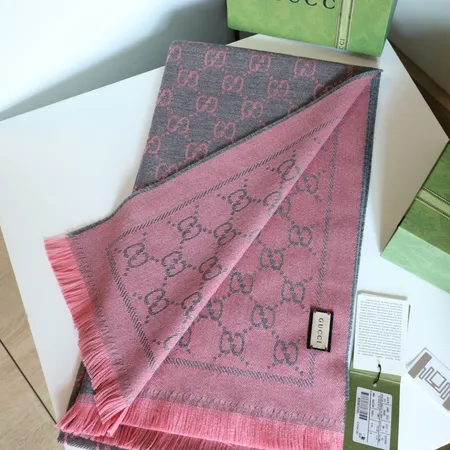 スーパーコピー グッチ マフラー