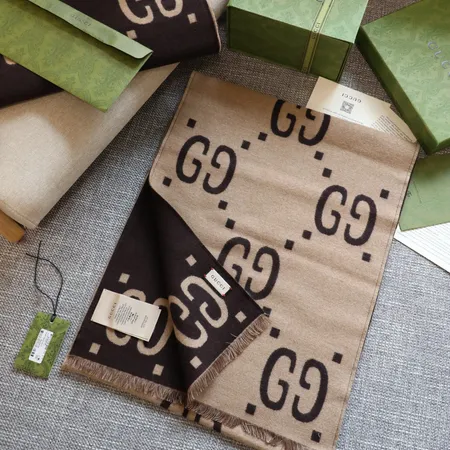 スーパーコピー グッチ マフラー