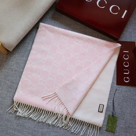 スーパーコピー グッチ マフラー