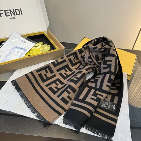 スーパーコピー フェンディ マフラー