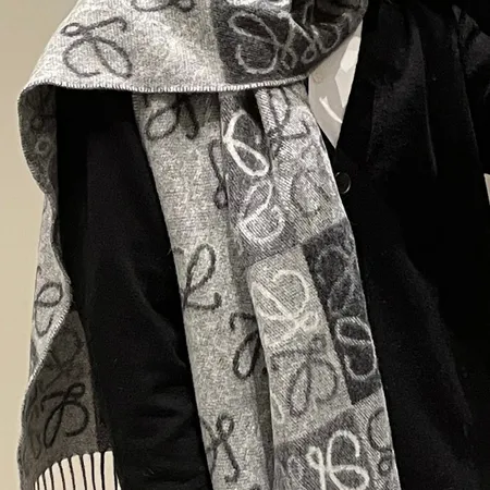 スーパーコピー ロエベ マフラー