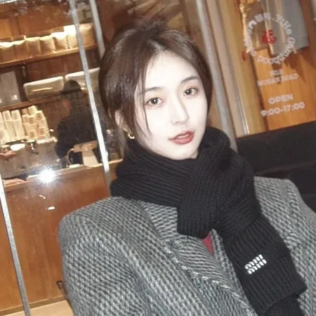 スーパーコピー フェンディ マフラー