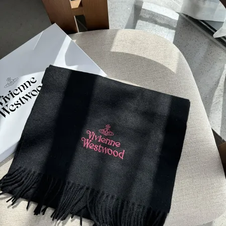 スーパーコピー ヴィヴィアン・ウエストウッド マフラー