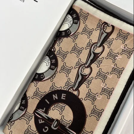 スーパーコピー セリーヌ マフラー