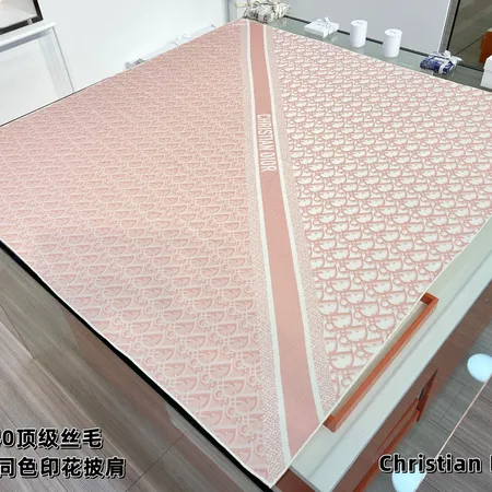 スーパーコピー ディオール マフラー