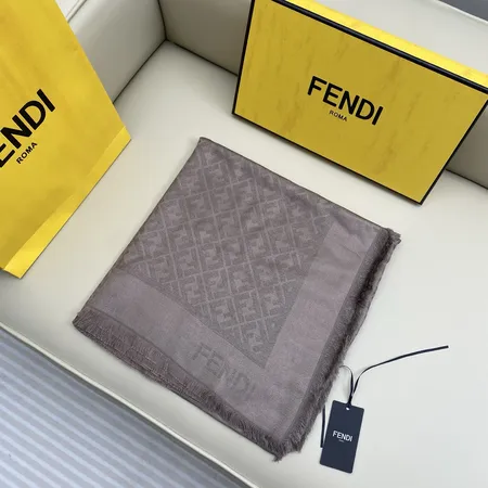 スーパーコピー フェンディ マフラー