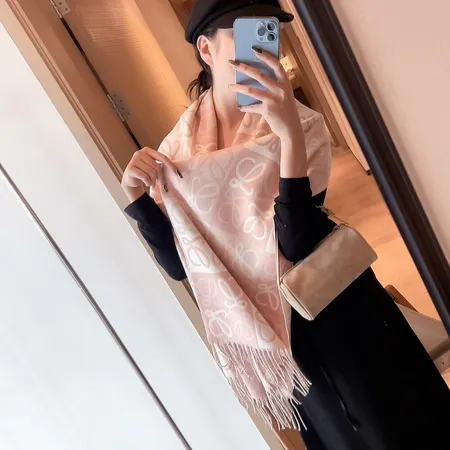 スーパーコピー ロエベ マフラー