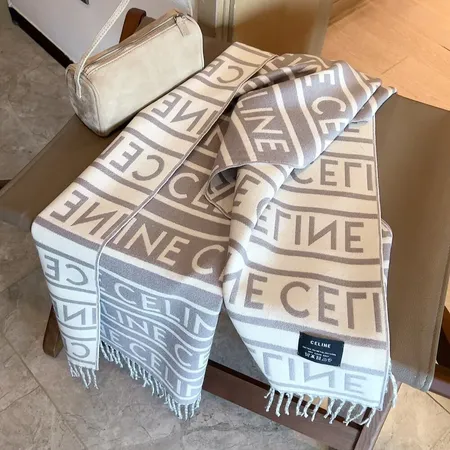 スーパーコピー セリーヌ マフラー