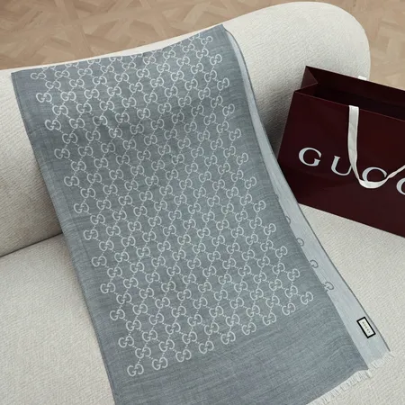 スーパーコピー グッチ マフラー