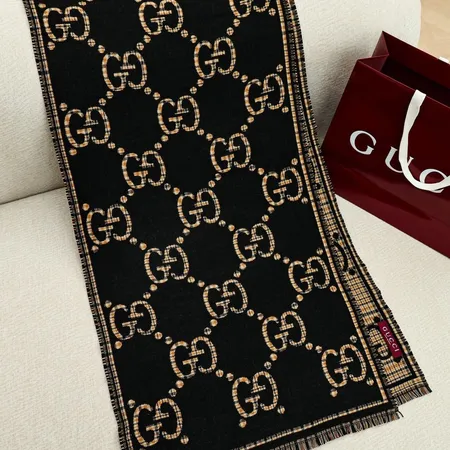 スーパーコピー グッチ マフラー