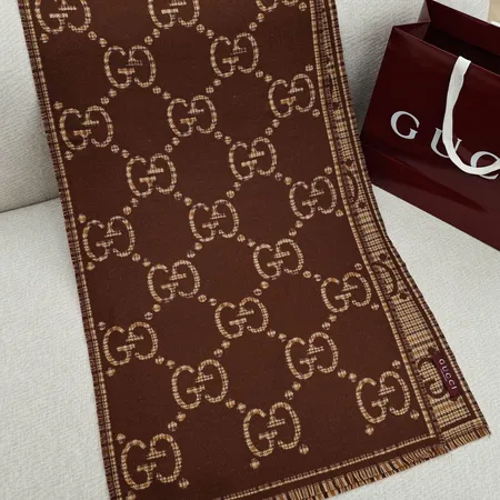 スーパーコピー グッチ マフラー