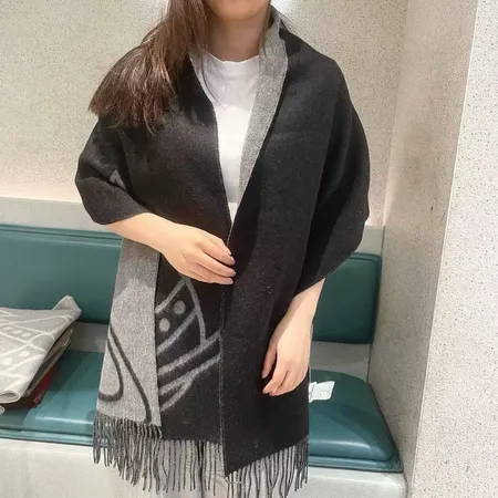 スーパーコピー ヴィヴィアン・ウエストウッド マフラー