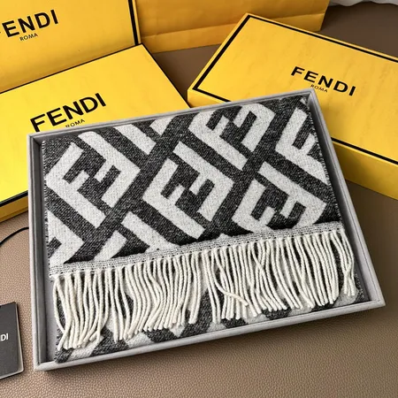 スーパーコピー フェンディ マフラー