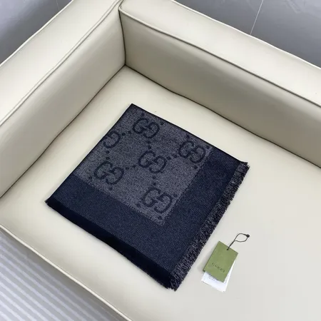 スーパーコピー グッチ マフラー