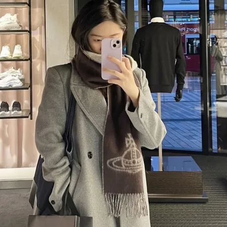 スーパーコピー ヴィヴィアン・ウエストウッド マフラー