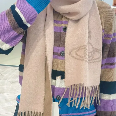 スーパーコピー ヴィヴィアン・ウエストウッド マフラー