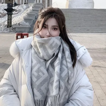 スーパーコピー フェンディ マフラー