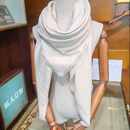 スーパーコピー ディオール マフラー