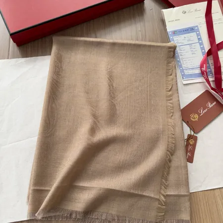 スーパーコピー ヴィヴィアン・ウエストウッド マフラー