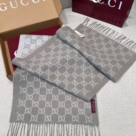 スーパーコピー グッチ マフラー