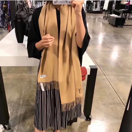  スーパーコピー バレンシアガ マフラー