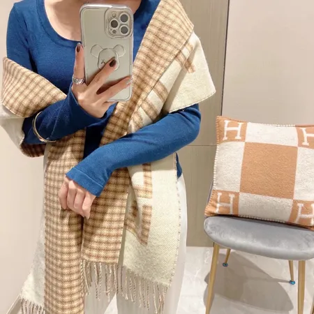 スーパーコピー フェンディ マフラー