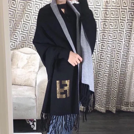 スーパーコピー フェンディ マフラー