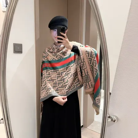 スーパーコピー フェンディ マフラー