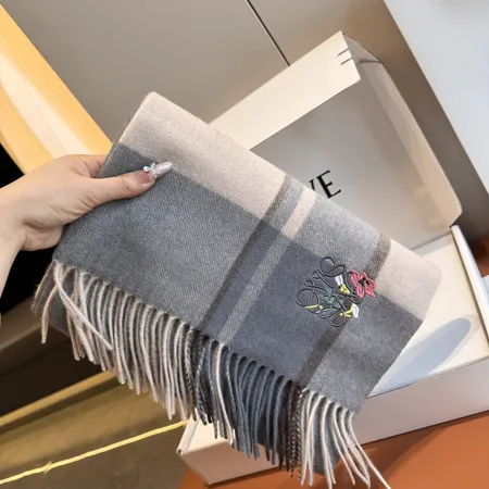 スーパーコピー ロエベ マフラー