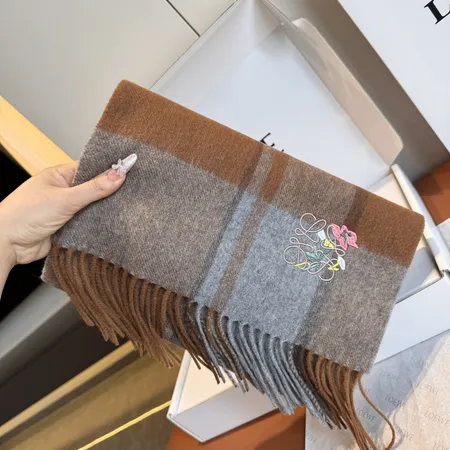 スーパーコピー ロエベ マフラー