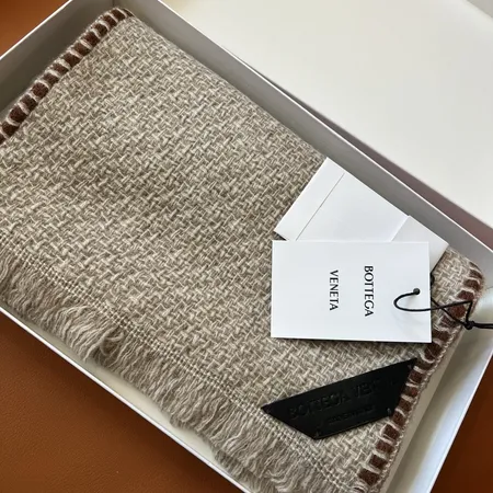 スーパーコピー フェンディ マフラー