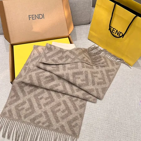 スーパーコピー フェンディ マフラー