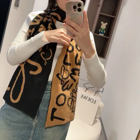 スーパーコピー ロエベ マフラー