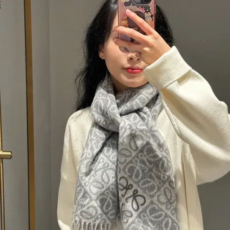 スーパーコピー ロエベ マフラー