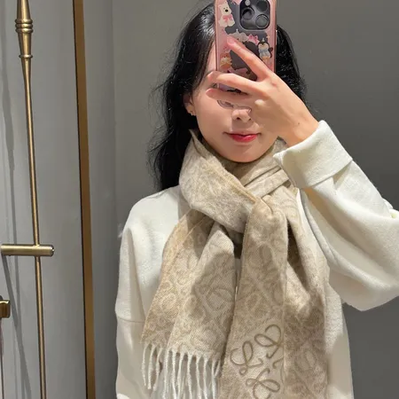 スーパーコピー ロエベ マフラー