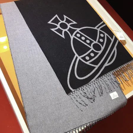 スーパーコピー ヴィヴィアン・ウエストウッド マフラー