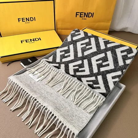 スーパーコピー フェンディ マフラー