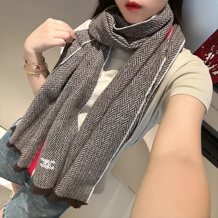 スーパーコピー セリーヌ マフラー