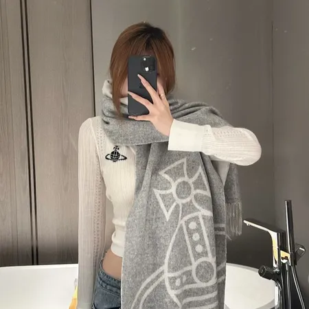 スーパーコピー ヴィヴィアン・ウエストウッド マフラー