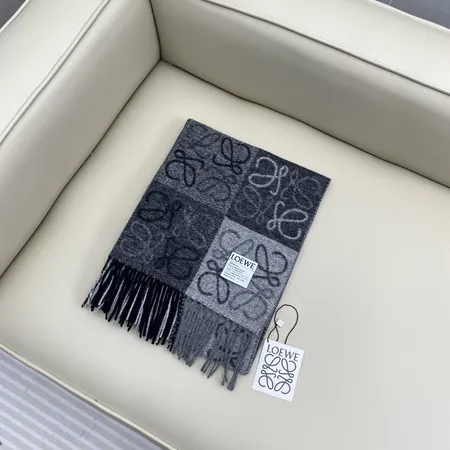 スーパーコピー ロエベ マフラー