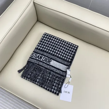 スーパーコピー ディオール マフラー